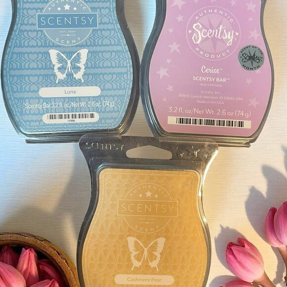 Scentsy Wax Bars Luna Retired Cerise Cashmere Pear Floral Relax 3.2 oz Lot of 3 - Picture 1 of 9